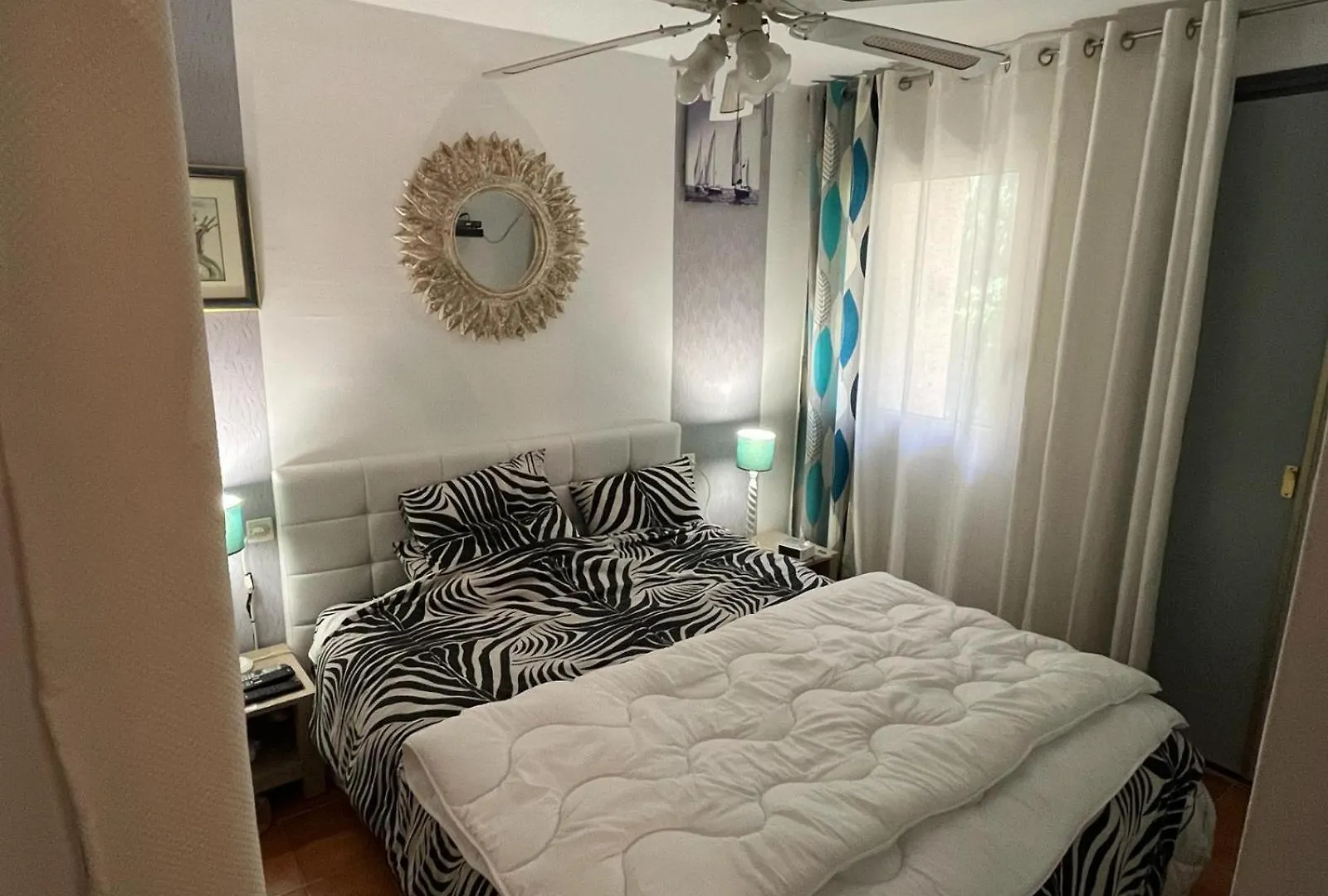 Veuras El Mar - Apartamento Sobre El Mar Dallas Roses 0*,  Spain